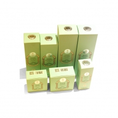 Folding cosmetic packing box